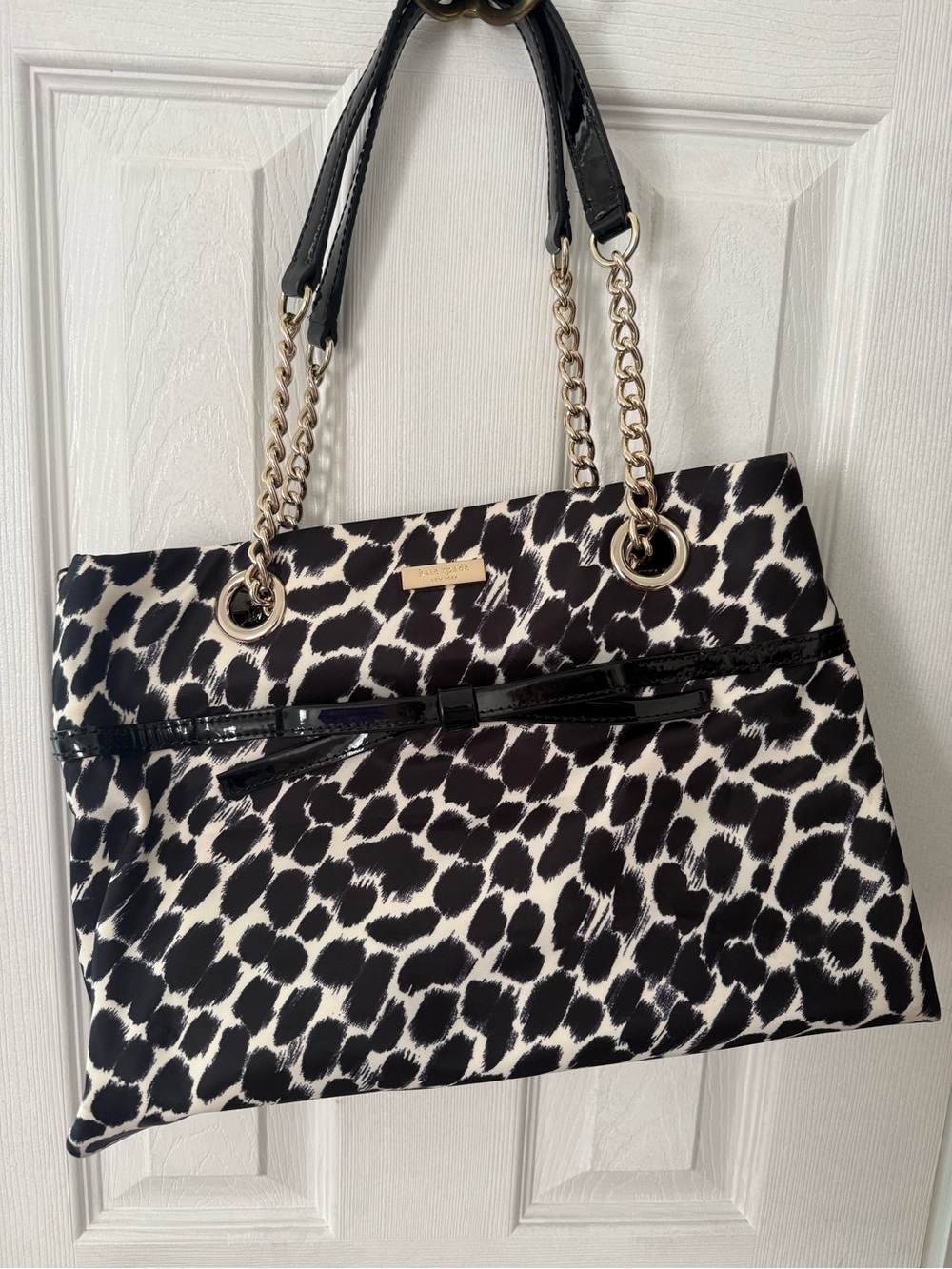 Kate Spade Black Cream Leopard Animal Print Bow Chain Shoulder Tote Bag